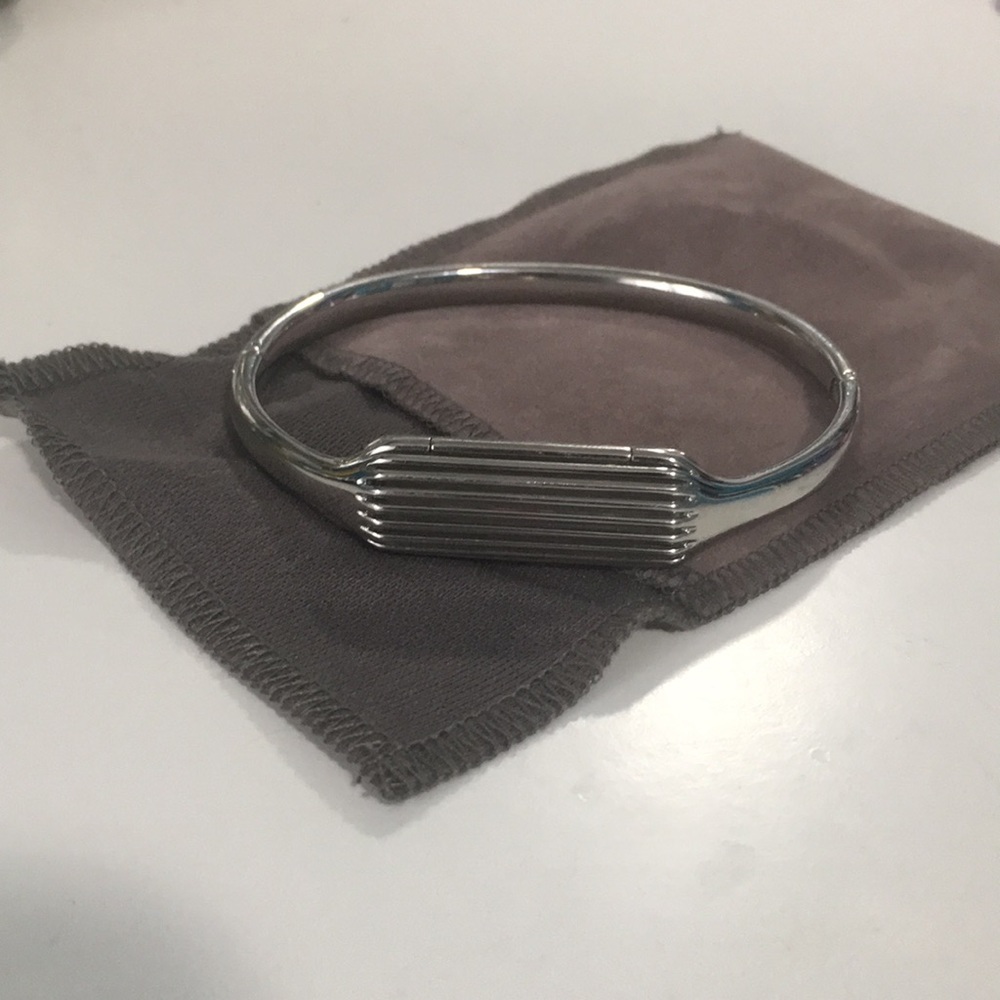 Silver Fitbit Flex2 bracelet